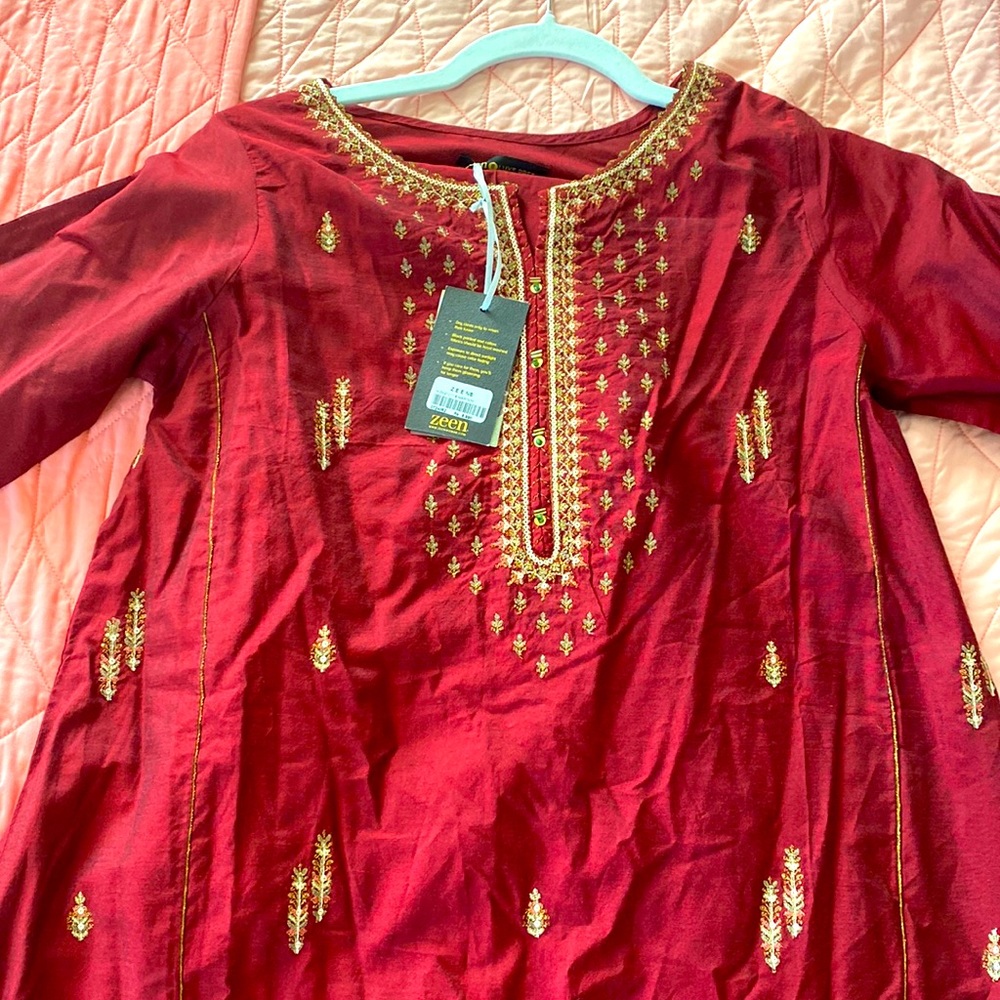 Brand new zeen outfit with tags